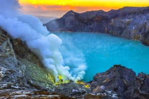 Ijen Trip Bluefire Ijen trip trip to ijen,ijen mountain,blue fire Java Adventure Seekers
