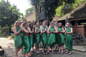 Wild Dolphin Lovina,Ubud Trip From Banyuwangi 3D3N dolphin trip lovina,ubud trip dolphin trip lovina,ubud trip,monkey forest ubud Java Adventure Seekers